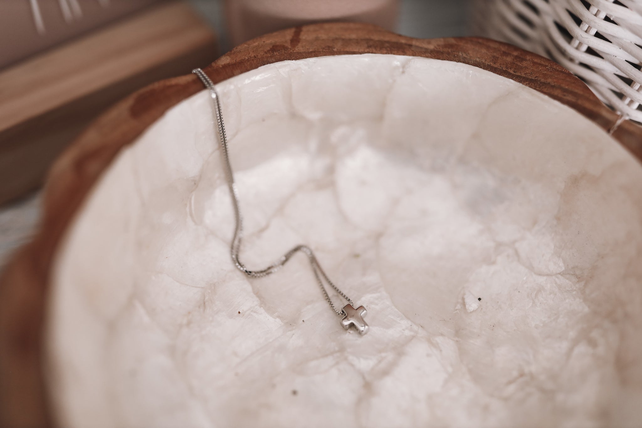 SILVER CROSS COMMUNION NECKLACE