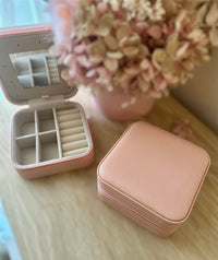 SQUARE JEWELLERY CASE - PINK FLIP