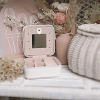 SQUARE JEWELLERY CASE - WHITE